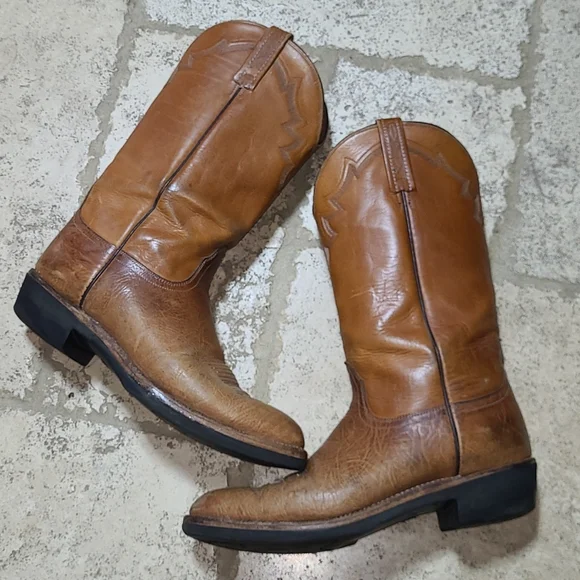 LUCCHESE 2000 Leather Boots Size 10.5 EE Tan Brown Vintage Lucchese 2000 Boots Womens 5.5B Brown Leather Pull  main image 3